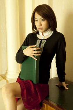 庭院女人
