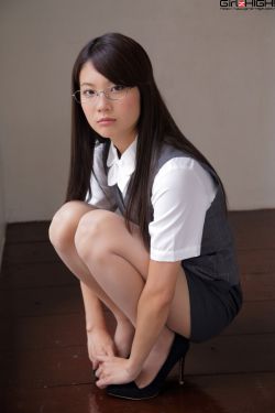 她很甜很软